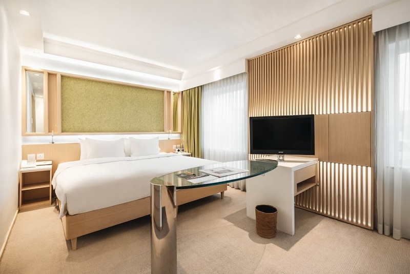 eaton hong kong, executive club, executive club lounge, hong kong-macau ferry terminal, horizonte lounge, hotel madera hong kong, iclub amtd sheung wan hotel, isquare, kimberley hotel, kowloon cricket club, largos hotel, metropark hotel mongkok, mini hotel causeway bay, mirama shopping mall, mong kok, nathan hotel, otto hotel, page 148 hotel, park hotel, park lane shopping boulevard, popway hotel, presidentail suite, prince edward, regal kowloon hotel, sheung wan, signature greenery, the kimberley hotel, the mira hong kong, tsim sha tsui, uptop bistro and bar, victoria harbour chinese restaurant, wifi boutique hotel, ที่พักฮ่องกง, ที่พักฮ่องกง2023, ที่พักฮ่องกง2024, ที่พักฮ่องกง2567, ที่พักฮ่องกงเดินทางง่าย, ที่พักฮ่องกงในเมือง, ที่พักใกล้แหล่งช้อปปิ้ง, สถานีรถไฟใต้ดินจิมซาจุ่ย, อาหารเช้าแบบบุฟเฟ่ต์, ฮ่องกง, ฮ่องกงนอนที่ไหน, ฮ่องกงพักไหนดี, โรงแรมฮ่องกง, โรงแรมฮ่องกง2023, โรงแรมฮ่องกงในเมือง, ใจกลางหว่านไจ๋และคอสเวย์เบย์, top 15+ ที่พักฮ่องกง 2024 ใจกลางเมือง เดินทางสะดวก ช็อปปิ้งง่าย