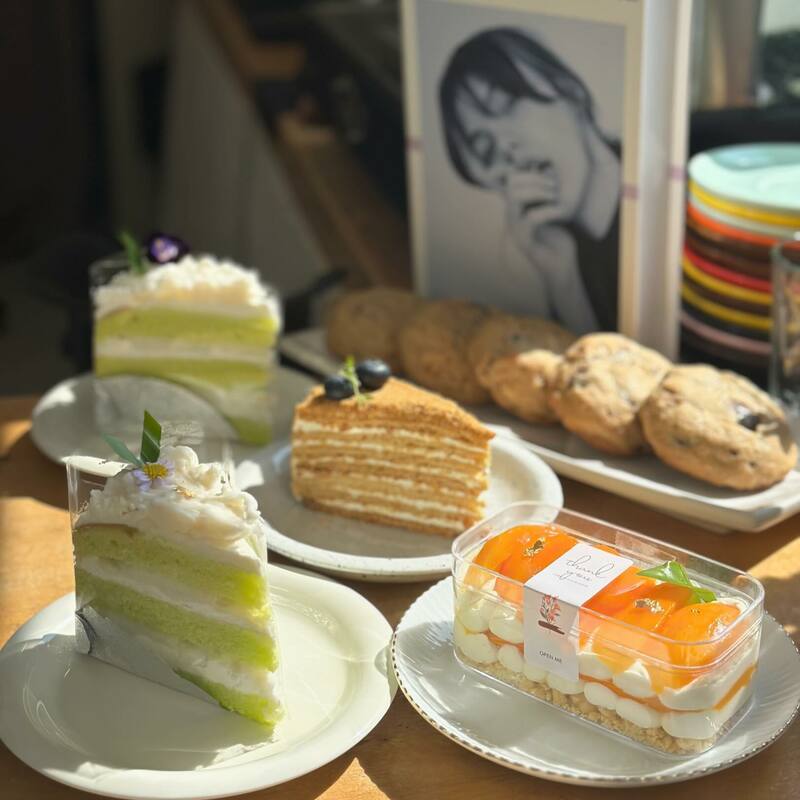 top 12+ ร้านคาเฟ่วิวทะเล @ภูเก็ต ร้านสวยบรรยากาศดีมากกก ไปเเล้วอย่าพลาด