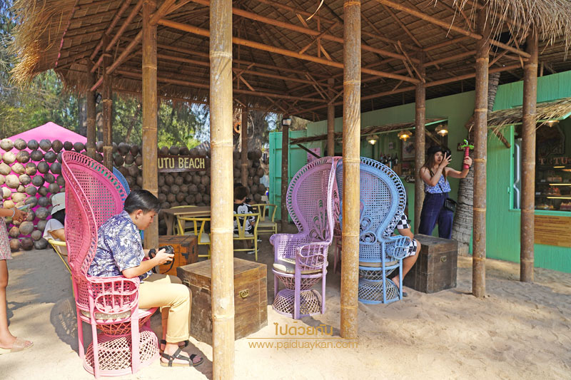คาเฟ่พัทยา, tutu beachพัทยา, ทูทู่บีช, คาเฟ่ริมทะเลพัทยา, tu tu beach คาเฟ่สีชมพูสไตล์ฮาวาย ริมทะเลพัทยา