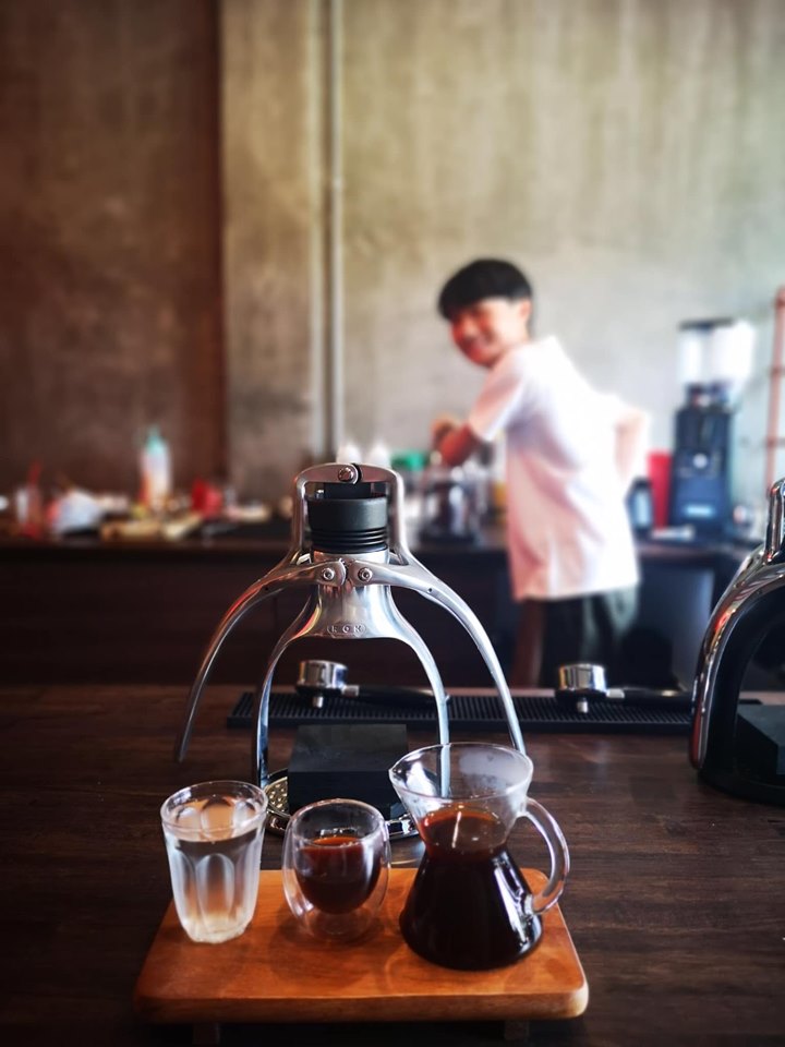 top 9+ ร้านกาแฟ slow bar (สโลว์ บาร์) บรรยากาศช้าๆ ชิลๆ เอาใจคอกาแฟโดยเฉพาะ @กรุงเทพฯ