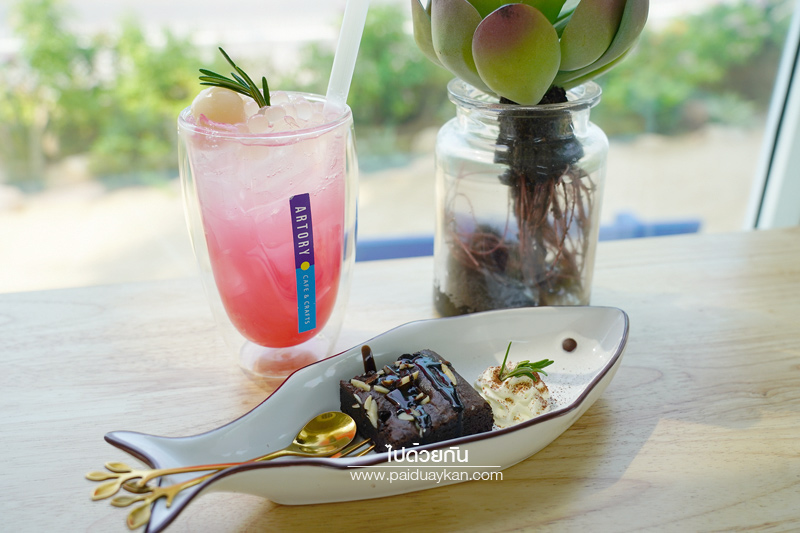 บางแสน, artory café บางแสน, ร้านน่านั่งบางแสน, คาเฟ่บางแสน, ร้านกาแฟบางแสน, artory café คาเฟ่สีขาวสุดคูล ริมหาดวอน บางแสน