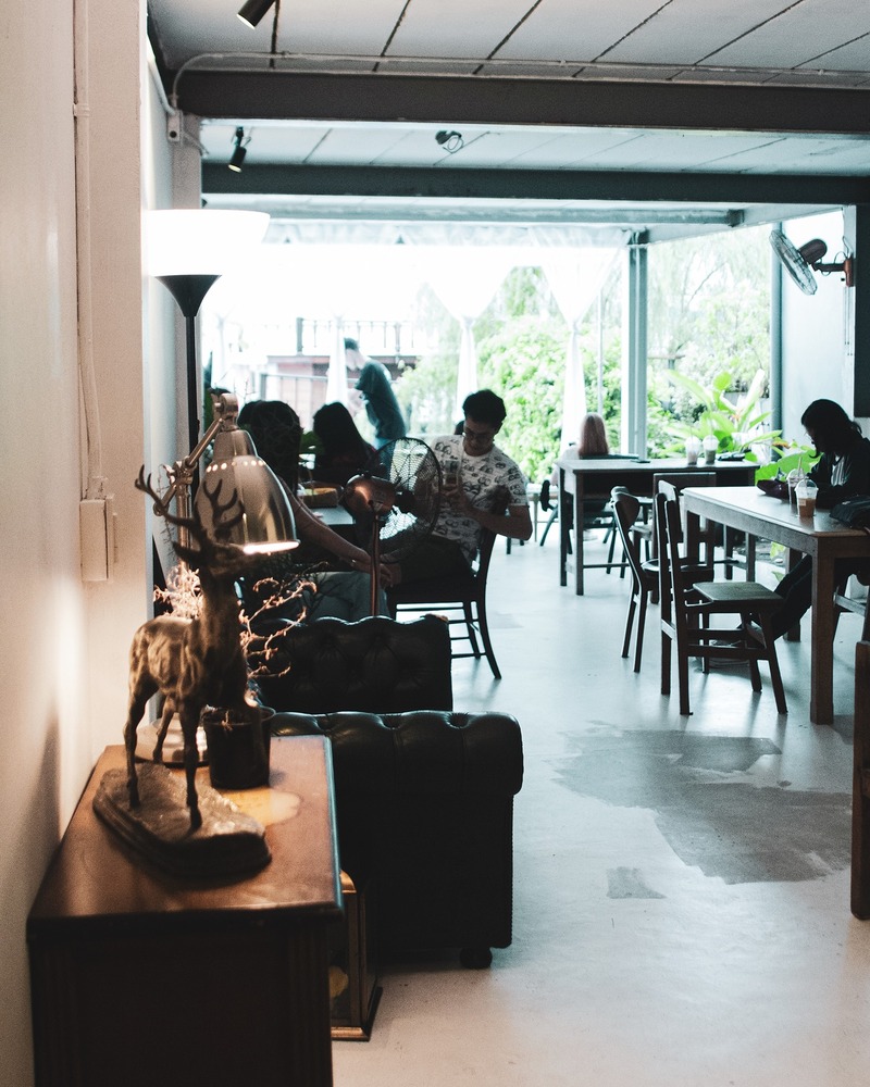 รวมคาเฟ่สงขลา คาเฟ่น่านั่งบรรยากาศดี มีวิวติดทะเล ร้านเด็ดที่สายคาเฟ่ไม่ควรพลาด!!