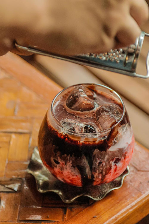 รวมคาเฟ่สงขลา คาเฟ่น่านั่งบรรยากาศดี มีวิวติดทะเล ร้านเด็ดที่สายคาเฟ่ไม่ควรพลาด!!