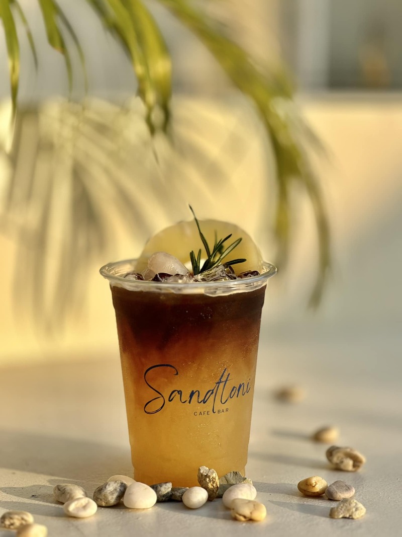 รวมคาเฟ่สงขลา คาเฟ่น่านั่งบรรยากาศดี มีวิวติดทะเล ร้านเด็ดที่สายคาเฟ่ไม่ควรพลาด!!