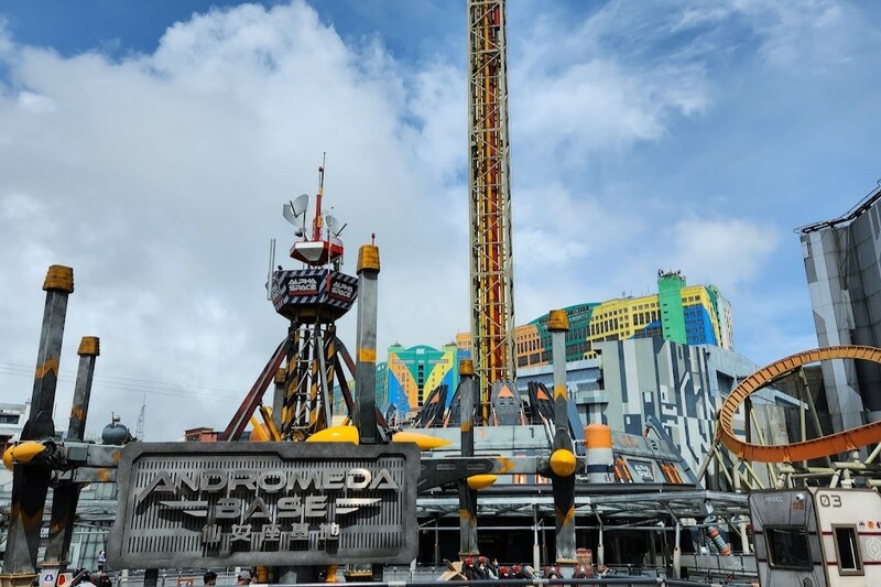 alpha fighter pilots, andromeda base, blue sky carousel, central park, classic burgers, eagle mountain, epic, esd global defender, exo grab &039;n&039; go, freedom shop, genting highland, genting skyworlds, genting skyworlds theme park, han&039;s cha chaan teng, ice age, lake of dreams, legends cafe, liberty lane, mad ramp peak, popcornlicious, rio carnaval chaos, robots rivet town, samba gliders, santa teresa trolley treats, sergeant sully&039;s juice boosters, studio emporium, studio plaza, sweet delight, terraform tower challenge, คลาสสิคเบอร์เกอร์, รถไฟเหาะ, สวนสนุกบนเขา, สวนสนุกมาเลเซีย, สวนสนุกเปิดใหม่มาเลเซีย, อุปกรณ์ไบค์เกอร์, เที่ยวมาเลเซีย, ผจญภัย 10 โซนสวนสนุกเปิดใหม่ในมาเลเซีย genting skyworlds จัดเต็มทุกเครื่องเล่น