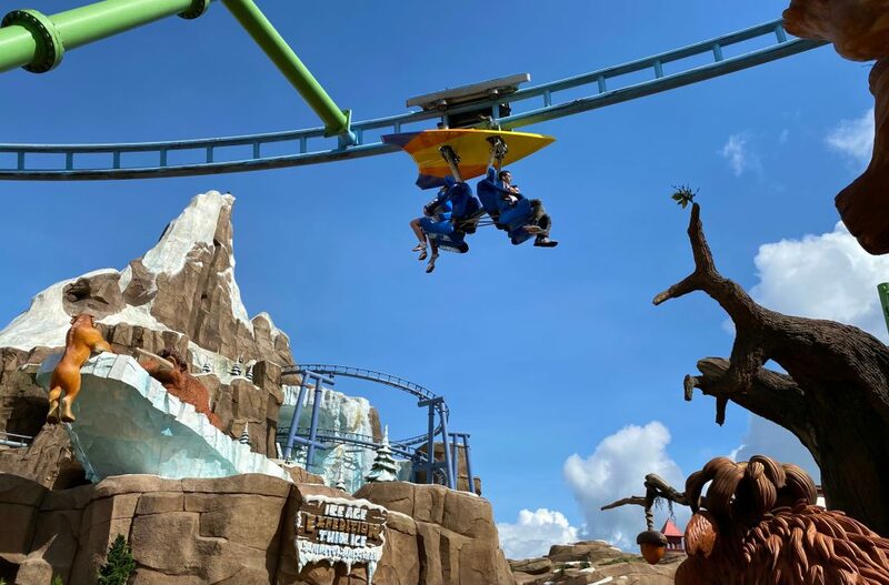 alpha fighter pilots, andromeda base, blue sky carousel, central park, classic burgers, eagle mountain, epic, esd global defender, exo grab &039;n&039; go, freedom shop, genting highland, genting skyworlds, genting skyworlds theme park, han&039;s cha chaan teng, ice age, lake of dreams, legends cafe, liberty lane, mad ramp peak, popcornlicious, rio carnaval chaos, robots rivet town, samba gliders, santa teresa trolley treats, sergeant sully&039;s juice boosters, studio emporium, studio plaza, sweet delight, terraform tower challenge, คลาสสิคเบอร์เกอร์, รถไฟเหาะ, สวนสนุกบนเขา, สวนสนุกมาเลเซีย, สวนสนุกเปิดใหม่มาเลเซีย, อุปกรณ์ไบค์เกอร์, เที่ยวมาเลเซีย, ผจญภัย 10 โซนสวนสนุกเปิดใหม่ในมาเลเซีย genting skyworlds จัดเต็มทุกเครื่องเล่น