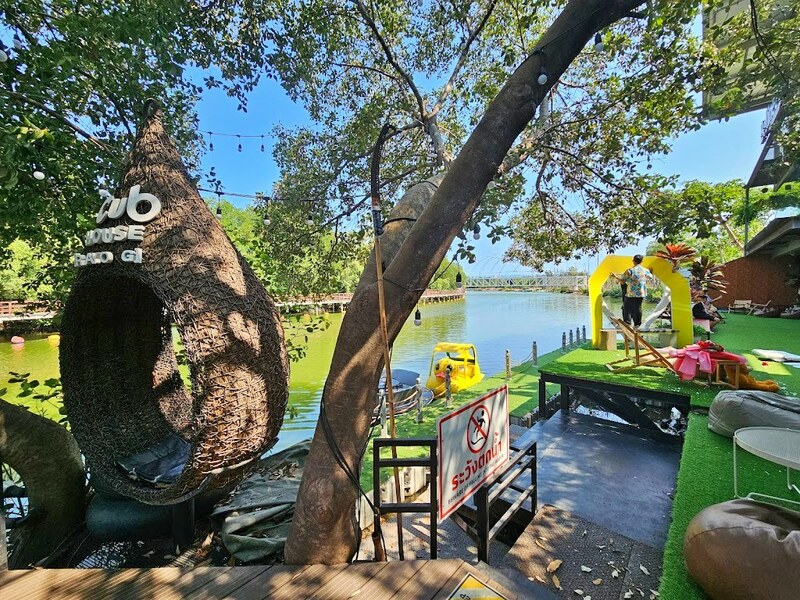 bake and more, bellinee’s rayong, guer cafe, happy camper rayong, happy camper คาเฟ่, mama don’t like espresso bar & bake lab, mhuan fun cafe & art, misahouse, phala craft coffee roasters, seaseoul cafe, she sails cafe & beach club, she sails rayong, the creeper house, triple o coffee, u cup coffee, คาเฟ่ระยอง, คาเฟ่ระยอง 2024, คาเฟ่ระยอง 2567, คาเฟ่ริมทะเล ระยอง, คาเฟ่เปิดใหม่ ระยอง, คาเฟ่ใกลฉัน, ซีโซล คาเฟ่, ปาฎี, มาม่า ดอนท์ ไลท์ คาเฟ่, มิสะเฮ้าท์, ระยอง 2024, ระยอง 2567, ระยอง คาเฟ่, ร้านปาฎี, ร้านเกื้อ, สวนก๋ง, เที่ยวระยอง, เบค แอนด์ มอร์ คาเฟ่, เบลลินี่ ระยอง, เหมือนฝัน คาเฟ่, top 15+ คาเฟ่ระยอง [กรกฎาคม 2024] นั่งจิบชากาแฟ ทานเบเกอรี่ ดื่มด่ำธรรมชาติ รับลมริมทะเล