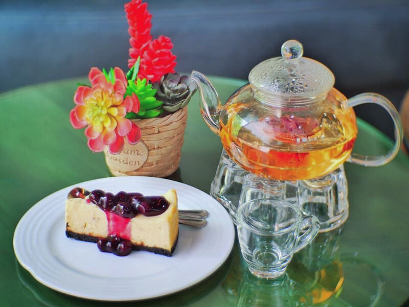 top 10+ คาเฟ่สุรินทร์ 2567 คาเฟ่ทุ่งนาสุรินทร์ บรรยากาศดี วิวสุดปัง ถ่ายรูปสวย