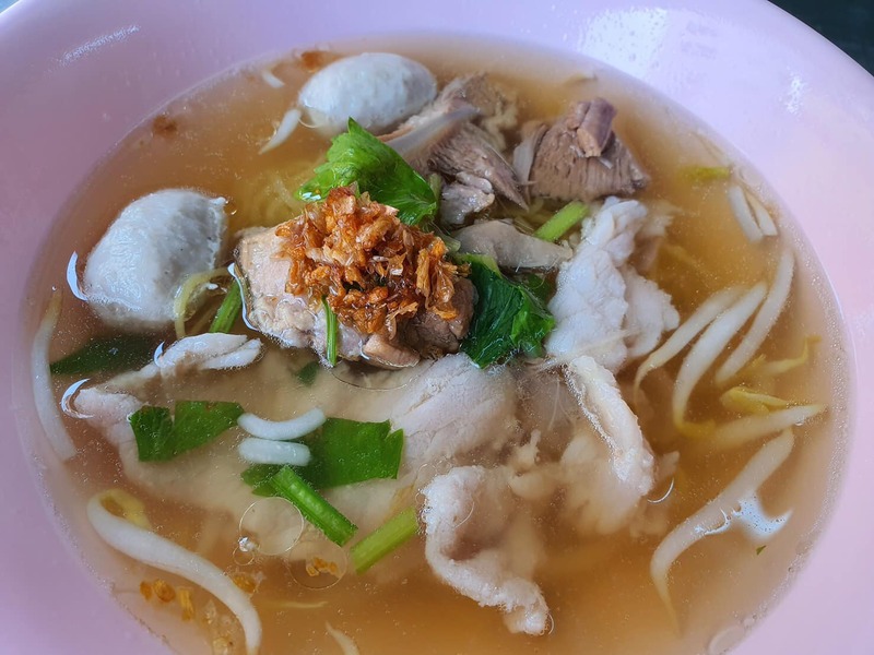 รวม 12 ร้านก๋วยเตี๋ยว สระบุรี น้ำซุปเด็ด เส้นนุ่ม เครื่องแน่น พิกัดอร่อยที่สายกินต้องแวะ!