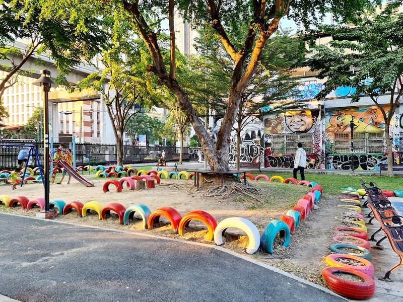 artist house bangkok, asiatique, asiatique the riverfront destination, asoke station, bacc, bang phai station, bangkok art and culture centre, bangpu recreation center, benchakitti park, bts train lines, chalermla park street art, charoen nakhon station, chatuchak park station, chatuchak weekend market, china town, danneramit amusement park, iconsiam, itsaraphap station, jodd fairs, jodd fairs danneramit, kasetsart station, kheha station, mo chit station, moca, mrt train lines, museum of contemporary art, national convention center, national stadium station, phahon yothin 24, phra buddha dhammakaya thepmongkol, places near the bts and mrt, ratchathewi station, saphan taksin station, sea life bangkok, sea life bangkok ocean world, siam station, sri maha mariamman temple, street art สวนเฉลิมหล้า, sukhumvit station, surasak station, talat phlu station, van gogh alive, vincent van gogh, wanglang market, wat mangkon station, wat paknam bhasicharoen, yaowarat, จ๊อดแฟร์, จ๊อดแฟร์แดนเนรมิต, ตลาดนัดจตุจักร, ตลาดวังหลัง, ที่เที่ยวกรุงเทพ, ที่เที่ยวใกล้ bts, ที่เที่ยวใกล้ bts 2023, ที่เที่ยวใกล้ bts 2556, ที่เที่ยวใกล้ mrt 2023, ที่เที่ยวใกล้ mrt 2566, ที่เที่ยวใกล้รถไฟฟ้า, ที่เที่ยวใกล้รถไฟฟ้า 2023, ที่เที่ยวใกล้รถไฟฟ้า 2566, บ้านศิลปิน คลองบางหลวง, พิพิธภัณฑ์ศิลปะไทยร่วมสมัย, วัดปากน้ำภาษีเจริญ, วัดพระศรีมหาอุมาเทวี, วัดแขก สีลม, สถานตากอากาศบางปู, สวนจตุจักร, สวนเบญจกิติ, หอศิลป์กรุงเทพ, เยาวราช, เอเชียทีค, ไอคอนสยาม, top 15+ ที่เที่ยวใกล้รถไฟฟ้า bts และ mrt 2024 สถานที่ยอดฮิตของชาวกรุง ที่ไม่ควรพลาด