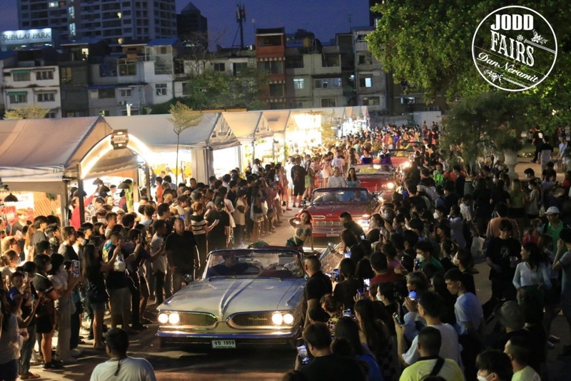 artist house bangkok, asiatique, asiatique the riverfront destination, asoke station, bacc, bang phai station, bangkok art and culture centre, bangpu recreation center, benchakitti park, bts train lines, chalermla park street art, charoen nakhon station, chatuchak park station, chatuchak weekend market, china town, danneramit amusement park, iconsiam, itsaraphap station, jodd fairs, jodd fairs danneramit, kasetsart station, kheha station, mo chit station, moca, mrt train lines, museum of contemporary art, national convention center, national stadium station, phahon yothin 24, phra buddha dhammakaya thepmongkol, places near the bts and mrt, ratchathewi station, saphan taksin station, sea life bangkok, sea life bangkok ocean world, siam station, sri maha mariamman temple, street art สวนเฉลิมหล้า, sukhumvit station, surasak station, talat phlu station, van gogh alive, vincent van gogh, wanglang market, wat mangkon station, wat paknam bhasicharoen, yaowarat, จ๊อดแฟร์, จ๊อดแฟร์แดนเนรมิต, ตลาดนัดจตุจักร, ตลาดวังหลัง, ที่เที่ยวกรุงเทพ, ที่เที่ยวใกล้ bts, ที่เที่ยวใกล้ bts 2023, ที่เที่ยวใกล้ bts 2556, ที่เที่ยวใกล้ mrt 2023, ที่เที่ยวใกล้ mrt 2566, ที่เที่ยวใกล้รถไฟฟ้า, ที่เที่ยวใกล้รถไฟฟ้า 2023, ที่เที่ยวใกล้รถไฟฟ้า 2566, บ้านศิลปิน คลองบางหลวง, พิพิธภัณฑ์ศิลปะไทยร่วมสมัย, วัดปากน้ำภาษีเจริญ, วัดพระศรีมหาอุมาเทวี, วัดแขก สีลม, สถานตากอากาศบางปู, สวนจตุจักร, สวนเบญจกิติ, หอศิลป์กรุงเทพ, เยาวราช, เอเชียทีค, ไอคอนสยาม, top 15+ ที่เที่ยวใกล้รถไฟฟ้า bts และ mrt 2024 สถานที่ยอดฮิตของชาวกรุง ที่ไม่ควรพลาด