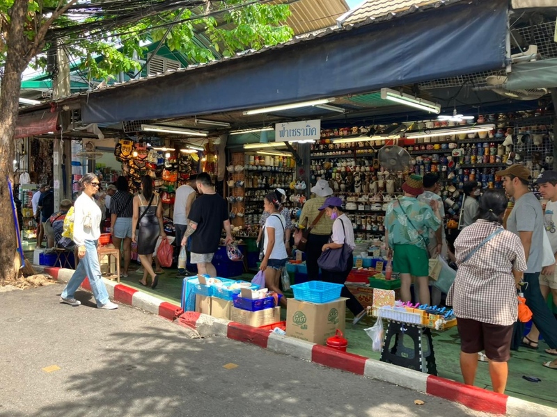 artist house bangkok, asiatique, asiatique the riverfront destination, asoke station, bacc, bang phai station, bangkok art and culture centre, bangpu recreation center, benchakitti park, bts train lines, chalermla park street art, charoen nakhon station, chatuchak park station, chatuchak weekend market, china town, danneramit amusement park, iconsiam, itsaraphap station, jodd fairs, jodd fairs danneramit, kasetsart station, kheha station, mo chit station, moca, mrt train lines, museum of contemporary art, national convention center, national stadium station, phahon yothin 24, phra buddha dhammakaya thepmongkol, places near the bts and mrt, ratchathewi station, saphan taksin station, sea life bangkok, sea life bangkok ocean world, siam station, sri maha mariamman temple, street art สวนเฉลิมหล้า, sukhumvit station, surasak station, talat phlu station, van gogh alive, vincent van gogh, wanglang market, wat mangkon station, wat paknam bhasicharoen, yaowarat, จ๊อดแฟร์, จ๊อดแฟร์แดนเนรมิต, ตลาดนัดจตุจักร, ตลาดวังหลัง, ที่เที่ยวกรุงเทพ, ที่เที่ยวใกล้ bts, ที่เที่ยวใกล้ bts 2023, ที่เที่ยวใกล้ bts 2556, ที่เที่ยวใกล้ mrt 2023, ที่เที่ยวใกล้ mrt 2566, ที่เที่ยวใกล้รถไฟฟ้า, ที่เที่ยวใกล้รถไฟฟ้า 2023, ที่เที่ยวใกล้รถไฟฟ้า 2566, บ้านศิลปิน คลองบางหลวง, พิพิธภัณฑ์ศิลปะไทยร่วมสมัย, วัดปากน้ำภาษีเจริญ, วัดพระศรีมหาอุมาเทวี, วัดแขก สีลม, สถานตากอากาศบางปู, สวนจตุจักร, สวนเบญจกิติ, หอศิลป์กรุงเทพ, เยาวราช, เอเชียทีค, ไอคอนสยาม, top 15+ ที่เที่ยวใกล้รถไฟฟ้า bts และ mrt 2024 สถานที่ยอดฮิตของชาวกรุง ที่ไม่ควรพลาด