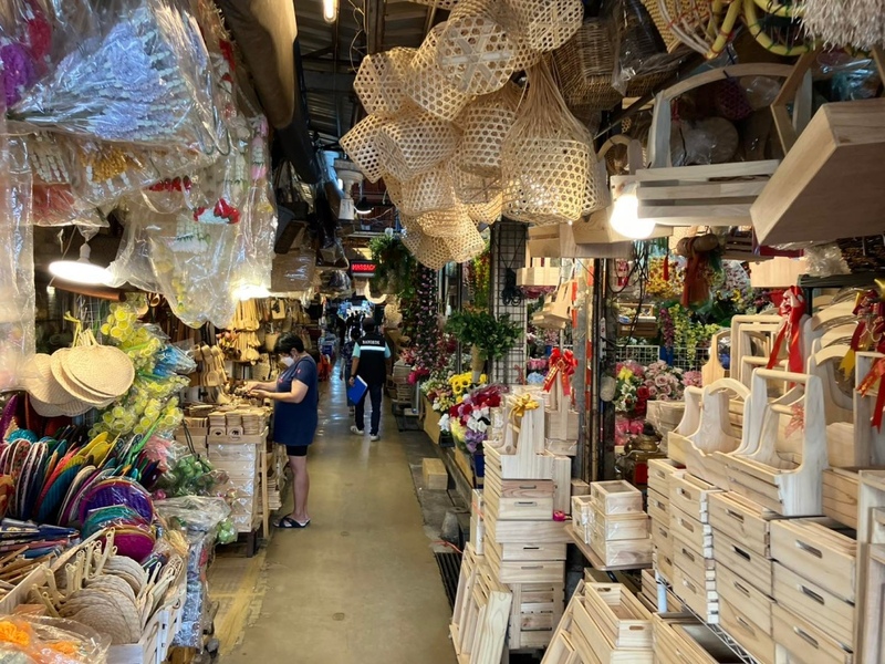 artist house bangkok, asiatique, asiatique the riverfront destination, asoke station, bacc, bang phai station, bangkok art and culture centre, bangpu recreation center, benchakitti park, bts train lines, chalermla park street art, charoen nakhon station, chatuchak park station, chatuchak weekend market, china town, danneramit amusement park, iconsiam, itsaraphap station, jodd fairs, jodd fairs danneramit, kasetsart station, kheha station, mo chit station, moca, mrt train lines, museum of contemporary art, national convention center, national stadium station, phahon yothin 24, phra buddha dhammakaya thepmongkol, places near the bts and mrt, ratchathewi station, saphan taksin station, sea life bangkok, sea life bangkok ocean world, siam station, sri maha mariamman temple, street art สวนเฉลิมหล้า, sukhumvit station, surasak station, talat phlu station, van gogh alive, vincent van gogh, wanglang market, wat mangkon station, wat paknam bhasicharoen, yaowarat, จ๊อดแฟร์, จ๊อดแฟร์แดนเนรมิต, ตลาดนัดจตุจักร, ตลาดวังหลัง, ที่เที่ยวกรุงเทพ, ที่เที่ยวใกล้ bts, ที่เที่ยวใกล้ bts 2023, ที่เที่ยวใกล้ bts 2556, ที่เที่ยวใกล้ mrt 2023, ที่เที่ยวใกล้ mrt 2566, ที่เที่ยวใกล้รถไฟฟ้า, ที่เที่ยวใกล้รถไฟฟ้า 2023, ที่เที่ยวใกล้รถไฟฟ้า 2566, บ้านศิลปิน คลองบางหลวง, พิพิธภัณฑ์ศิลปะไทยร่วมสมัย, วัดปากน้ำภาษีเจริญ, วัดพระศรีมหาอุมาเทวี, วัดแขก สีลม, สถานตากอากาศบางปู, สวนจตุจักร, สวนเบญจกิติ, หอศิลป์กรุงเทพ, เยาวราช, เอเชียทีค, ไอคอนสยาม, top 15+ ที่เที่ยวใกล้รถไฟฟ้า bts และ mrt 2024 สถานที่ยอดฮิตของชาวกรุง ที่ไม่ควรพลาด
