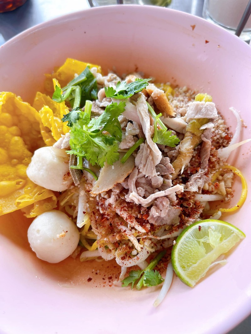ร้านก๋วยเตี๋ยวภูเก็ต : รวมร้านก๋วยเตี๋ยวภูเก็ตเจ้าเก่า เจ้าเดิม ไม่ควรพลาด!