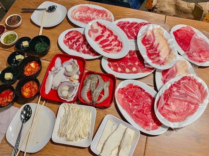 top 14+ ร้านหมูกระทะกรุงเทพ 2567 บุฟเฟ่ต์แบบจัดเต็ม น้ำจิ้มอร่อยเด็ด
