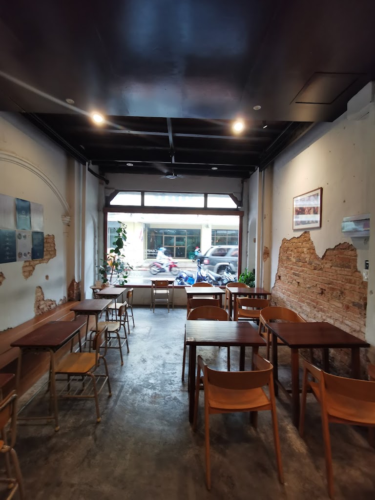 [hkolu8ik, ban leng coffee, bangjiam backyard cafe, bix cafe, cafe phuket, campus coffee roaster, cheevit cheeva, coming home cafe, coming home cafe & seascape, cozy cafe phuket, day & night of phuket, hohiho phuket, hohiho restaurant & cafe phuket, hommori, hosay bowl, hosay bowl phuket town, jule cafe, jule coffee co, lay cafe phuket, ma doo bua cafe, phuket view point cafe, pink cafe phuket, refresh cafe, roôf pudding & cafe, samutr bar, sea clam cafe & bistro, smile bar, smile restaurant, starbucks arinara, tarzan seaside cafe, the beach by starbucks, the cozy cafe phuket, the ruby sea cafe, tree monkeys restaurant, waylany kids cafe, คาเฟ่ สี, คาเฟ่ ใกล้ฉัน, คาเฟ่จังหวัดภูเก็ต, คาเฟ่ต้นไม้, คาเฟ่ภูเก็ต, คาเฟ่ภูเก็ต 2023, คาเฟ่ภูเก็ต 2566, คาเฟ่ริมทะเลภูเก็ต, คาเฟ่ลับภูเก็ต, คาเฟ่เปิดใหม่, คาเฟ่เปิดใหม่ภูเก็ต, คาเฟ่ใกล้ฉัน, คาเฟ่ในภูเก็ต, คาเฟ่ในภูเก็ต 2023, คาเฟ่ในภูเก็ต 2566, ชีวิตชีวา คาเฟ่, ทรีมังกี้ส์, บ้านสีครามคาเฟ่, บ้านเลงคาเฟ่, ภูเก็ต, มาดูบัว คาเฟ่, ย่านเมืองเก่าภูเก็ต, สตาร์บัคริมทะเล, สมุทรบาร์, โฮมโมริ, top 25+ คาเฟ่ภูเก็ต [กรกฎาคม 2024] ชิมอาหารรสเด็ด ดื่มกาแฟดี ท่ามกลางบรรยากาศสุดชิลล์บนเกาะ