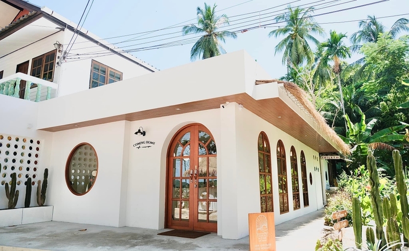 [hkolu8ik, ban leng coffee, bangjiam backyard cafe, bix cafe, cafe phuket, campus coffee roaster, cheevit cheeva, coming home cafe, coming home cafe & seascape, cozy cafe phuket, day & night of phuket, hohiho phuket, hohiho restaurant & cafe phuket, hommori, hosay bowl, hosay bowl phuket town, jule cafe, jule coffee co, lay cafe phuket, ma doo bua cafe, phuket view point cafe, pink cafe phuket, refresh cafe, roôf pudding & cafe, samutr bar, sea clam cafe & bistro, smile bar, smile restaurant, starbucks arinara, tarzan seaside cafe, the beach by starbucks, the cozy cafe phuket, the ruby sea cafe, tree monkeys restaurant, waylany kids cafe, คาเฟ่ สี, คาเฟ่ ใกล้ฉัน, คาเฟ่จังหวัดภูเก็ต, คาเฟ่ต้นไม้, คาเฟ่ภูเก็ต, คาเฟ่ภูเก็ต 2023, คาเฟ่ภูเก็ต 2566, คาเฟ่ริมทะเลภูเก็ต, คาเฟ่ลับภูเก็ต, คาเฟ่เปิดใหม่, คาเฟ่เปิดใหม่ภูเก็ต, คาเฟ่ใกล้ฉัน, คาเฟ่ในภูเก็ต, คาเฟ่ในภูเก็ต 2023, คาเฟ่ในภูเก็ต 2566, ชีวิตชีวา คาเฟ่, ทรีมังกี้ส์, บ้านสีครามคาเฟ่, บ้านเลงคาเฟ่, ภูเก็ต, มาดูบัว คาเฟ่, ย่านเมืองเก่าภูเก็ต, สตาร์บัคริมทะเล, สมุทรบาร์, โฮมโมริ, top 25+ คาเฟ่ภูเก็ต [กรกฎาคม 2024] ชิมอาหารรสเด็ด ดื่มกาแฟดี ท่ามกลางบรรยากาศสุดชิลล์บนเกาะ