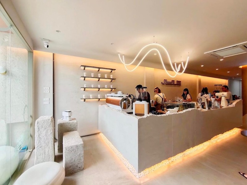 [hkolu8ik, ban leng coffee, bangjiam backyard cafe, bix cafe, cafe phuket, campus coffee roaster, cheevit cheeva, coming home cafe, coming home cafe & seascape, cozy cafe phuket, day & night of phuket, hohiho phuket, hohiho restaurant & cafe phuket, hommori, hosay bowl, hosay bowl phuket town, jule cafe, jule coffee co, lay cafe phuket, ma doo bua cafe, phuket view point cafe, pink cafe phuket, refresh cafe, roôf pudding & cafe, samutr bar, sea clam cafe & bistro, smile bar, smile restaurant, starbucks arinara, tarzan seaside cafe, the beach by starbucks, the cozy cafe phuket, the ruby sea cafe, tree monkeys restaurant, waylany kids cafe, คาเฟ่ สี, คาเฟ่ ใกล้ฉัน, คาเฟ่จังหวัดภูเก็ต, คาเฟ่ต้นไม้, คาเฟ่ภูเก็ต, คาเฟ่ภูเก็ต 2023, คาเฟ่ภูเก็ต 2566, คาเฟ่ริมทะเลภูเก็ต, คาเฟ่ลับภูเก็ต, คาเฟ่เปิดใหม่, คาเฟ่เปิดใหม่ภูเก็ต, คาเฟ่ใกล้ฉัน, คาเฟ่ในภูเก็ต, คาเฟ่ในภูเก็ต 2023, คาเฟ่ในภูเก็ต 2566, ชีวิตชีวา คาเฟ่, ทรีมังกี้ส์, บ้านสีครามคาเฟ่, บ้านเลงคาเฟ่, ภูเก็ต, มาดูบัว คาเฟ่, ย่านเมืองเก่าภูเก็ต, สตาร์บัคริมทะเล, สมุทรบาร์, โฮมโมริ, top 25+ คาเฟ่ภูเก็ต [กรกฎาคม 2024] ชิมอาหารรสเด็ด ดื่มกาแฟดี ท่ามกลางบรรยากาศสุดชิลล์บนเกาะ