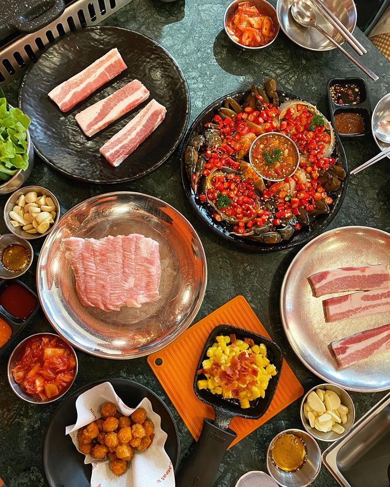 ร้านปิ้งย่างเกาหลีมีปูดอง แซ่บยั่วๆ สไตล์เกาหลี
