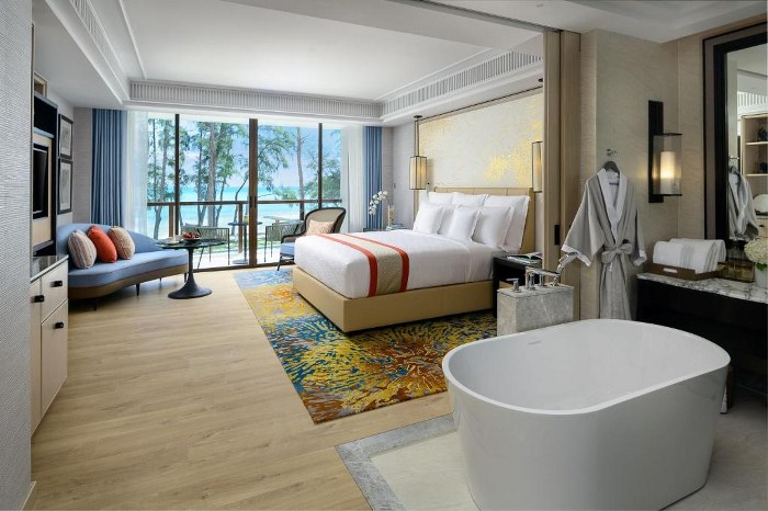 ภูเก็ต, top 10+ ที่พักภูเก็ต 2567 ที่พักหรูติดทะเล บรรยากาศสุดชิล ฟังเสียงคลื่น