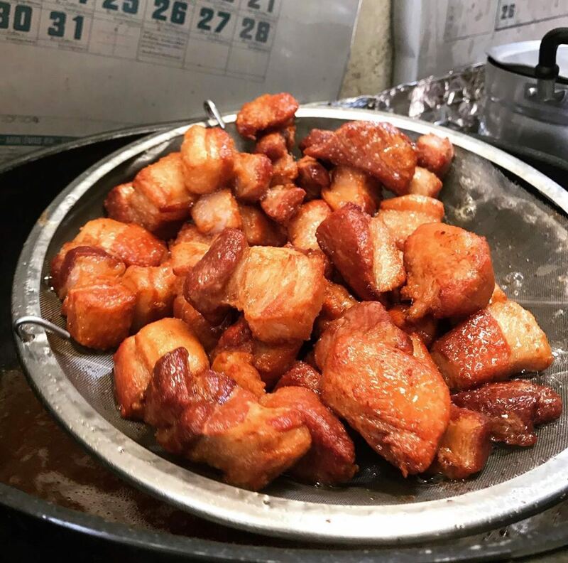 รวม 18 ร้านหมูทอด-ไก่ทอด delivery พร้อมส่งถึงบ้าน