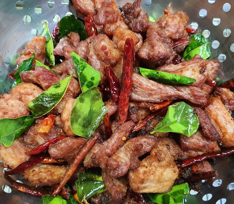 รวม 18 ร้านหมูทอด-ไก่ทอด delivery พร้อมส่งถึงบ้าน