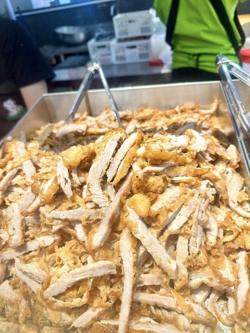 รวม 18 ร้านหมูทอด-ไก่ทอด delivery พร้อมส่งถึงบ้าน