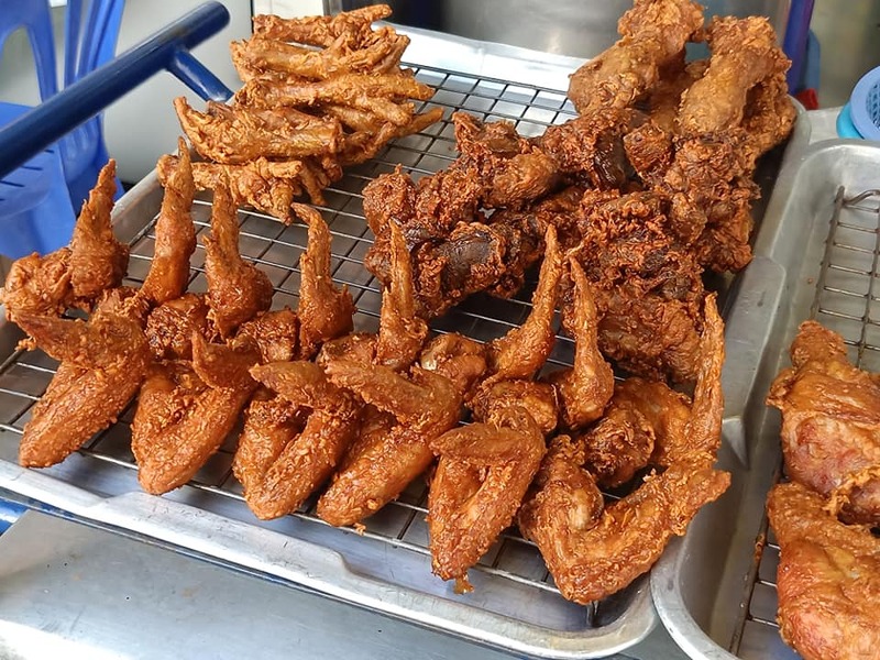 รวม 18 ร้านหมูทอด-ไก่ทอด delivery พร้อมส่งถึงบ้าน