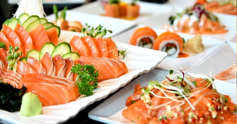 1. Buta shabu, 2. Tenjo Sushi &amp; Yakiniku Premium Buffet, 3. Shinkai premium sushi bar, 4. Tadaima, 5. Niku King (Yakiniku Buffet), Top 5+ ร้านบุฟเฟ่ต์แซลมอน สดๆ ใหม่ๆ กินได้ไม่อั้น