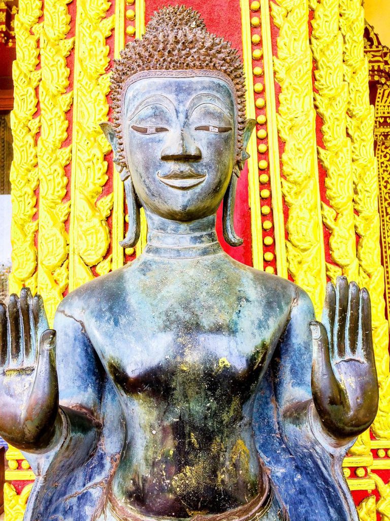buddha park, joma bakery cafe&039;, laos, patuxay monument, patuxay monument laos, pha that luang vientiane, pho zap, that dam stupa, vientiane night market, wat ong teu mahawihan, ตลาดริมแม่น้ำโขง, ตลาดริมแม่น้ำโขง เวียงจันทน์, ตลาดเช้าเวียงจันทน์, ที่เที่ยวเวียงจันทน์, น้ำอโวคาโดปั่น, บขส.เวียงจันทน์, ประตูชัย, ประตูไซ, ประเทศลาว, ประเพณีบุญนมัสการพระธาตุหลวง, พระธาตุดำ, พระธาตุหลวง, พระเจดีย์โลกะจุฬามณี, พระแก้วมรกต, วัดองค์ตื้อ, วัดองค์ตื้อมหาวิหาร, สนามบินเวียงจันทน์, สวนพระ, หอพระแก้ว, เที่ยวลาว, เที่ยวลาว 2024, เที่ยวลาว 2567, เที่ยวเวียงจันทน์ 2024, เบียร์ลาว, เบเกอรี่เวียงจันทน์, เฝอเนื้อวัว, เฝอแซ่บ, เฝอแซ่บเวียงจันทน์, แลนด์มาร์คเวียงจันทน์, แลนด์มาร์คเวียงจันทร์, top 10+ ที่เที่ยวเวียงจันทน์ สปป.ลาว 2024 เก็บทุกจุดแลนด์มาร์ค