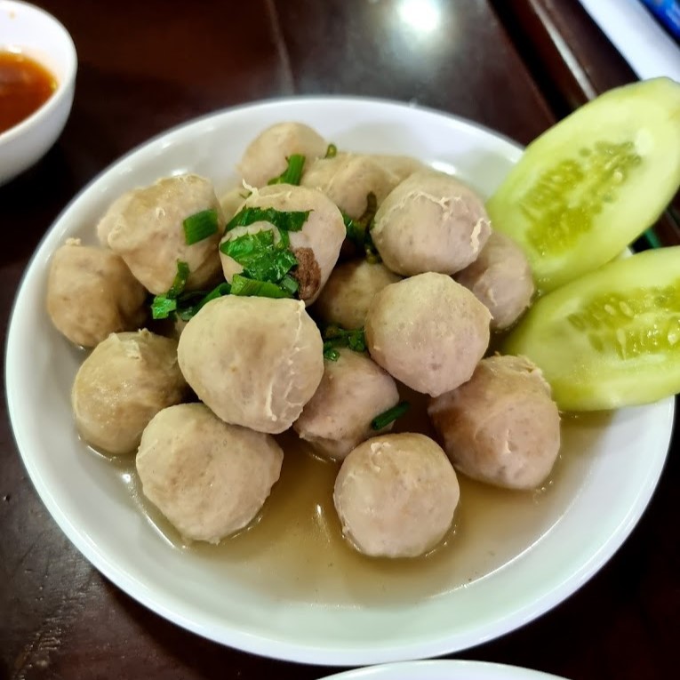 buddha park, joma bakery cafe&039;, laos, patuxay monument, patuxay monument laos, pha that luang vientiane, pho zap, that dam stupa, vientiane night market, wat ong teu mahawihan, ตลาดริมแม่น้ำโขง, ตลาดริมแม่น้ำโขง เวียงจันทน์, ตลาดเช้าเวียงจันทน์, ที่เที่ยวเวียงจันทน์, น้ำอโวคาโดปั่น, บขส.เวียงจันทน์, ประตูชัย, ประตูไซ, ประเทศลาว, ประเพณีบุญนมัสการพระธาตุหลวง, พระธาตุดำ, พระธาตุหลวง, พระเจดีย์โลกะจุฬามณี, พระแก้วมรกต, วัดองค์ตื้อ, วัดองค์ตื้อมหาวิหาร, สนามบินเวียงจันทน์, สวนพระ, หอพระแก้ว, เที่ยวลาว, เที่ยวลาว 2024, เที่ยวลาว 2567, เที่ยวเวียงจันทน์ 2024, เบียร์ลาว, เบเกอรี่เวียงจันทน์, เฝอเนื้อวัว, เฝอแซ่บ, เฝอแซ่บเวียงจันทน์, แลนด์มาร์คเวียงจันทน์, แลนด์มาร์คเวียงจันทร์, top 10+ ที่เที่ยวเวียงจันทน์ สปป.ลาว 2024 เก็บทุกจุดแลนด์มาร์ค