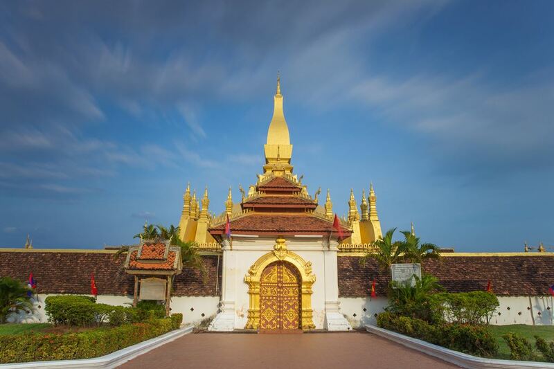 buddha park, joma bakery cafe&039;, laos, patuxay monument, patuxay monument laos, pha that luang vientiane, pho zap, that dam stupa, vientiane night market, wat ong teu mahawihan, ตลาดริมแม่น้ำโขง, ตลาดริมแม่น้ำโขง เวียงจันทน์, ตลาดเช้าเวียงจันทน์, ที่เที่ยวเวียงจันทน์, น้ำอโวคาโดปั่น, บขส.เวียงจันทน์, ประตูชัย, ประตูไซ, ประเทศลาว, ประเพณีบุญนมัสการพระธาตุหลวง, พระธาตุดำ, พระธาตุหลวง, พระเจดีย์โลกะจุฬามณี, พระแก้วมรกต, วัดองค์ตื้อ, วัดองค์ตื้อมหาวิหาร, สนามบินเวียงจันทน์, สวนพระ, หอพระแก้ว, เที่ยวลาว, เที่ยวลาว 2024, เที่ยวลาว 2567, เที่ยวเวียงจันทน์ 2024, เบียร์ลาว, เบเกอรี่เวียงจันทน์, เฝอเนื้อวัว, เฝอแซ่บ, เฝอแซ่บเวียงจันทน์, แลนด์มาร์คเวียงจันทน์, แลนด์มาร์คเวียงจันทร์, top 10+ ที่เที่ยวเวียงจันทน์ สปป.ลาว 2024 เก็บทุกจุดแลนด์มาร์ค