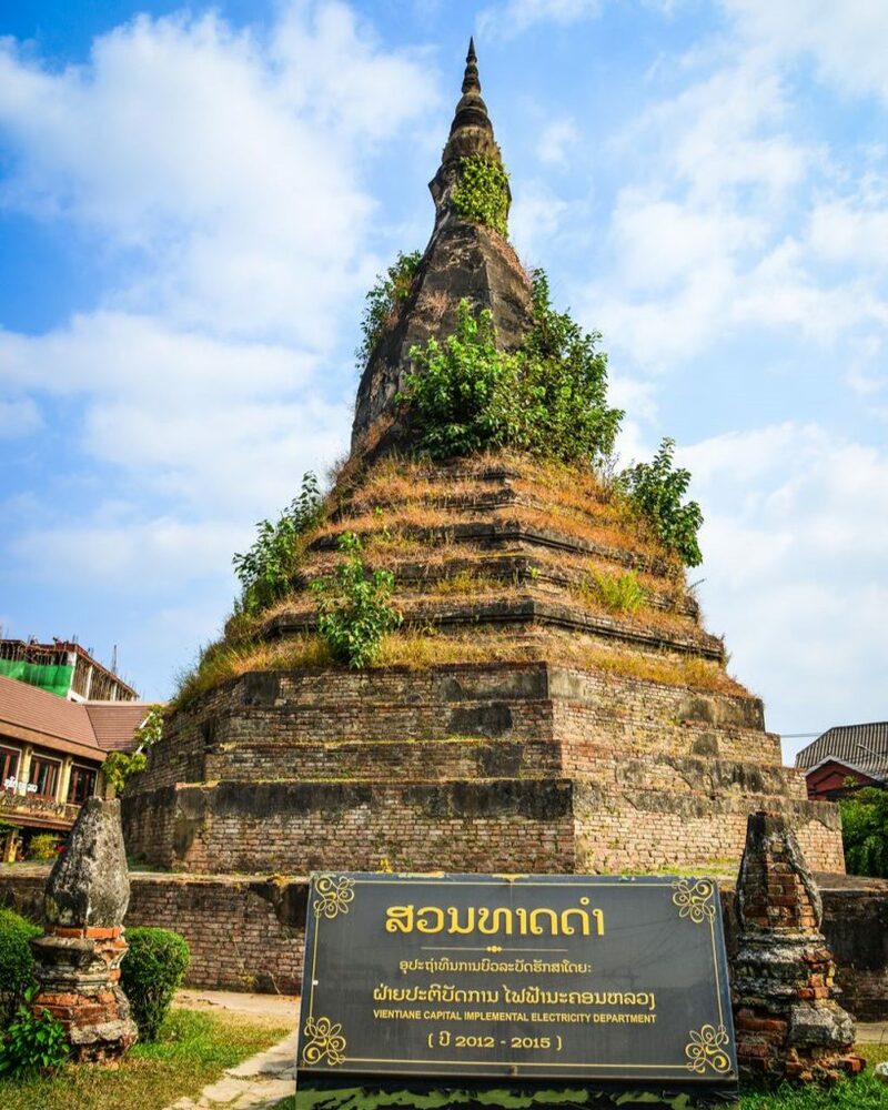 buddha park, joma bakery cafe&039;, laos, patuxay monument, patuxay monument laos, pha that luang vientiane, pho zap, that dam stupa, vientiane night market, wat ong teu mahawihan, ตลาดริมแม่น้ำโขง, ตลาดริมแม่น้ำโขง เวียงจันทน์, ตลาดเช้าเวียงจันทน์, ที่เที่ยวเวียงจันทน์, น้ำอโวคาโดปั่น, บขส.เวียงจันทน์, ประตูชัย, ประตูไซ, ประเทศลาว, ประเพณีบุญนมัสการพระธาตุหลวง, พระธาตุดำ, พระธาตุหลวง, พระเจดีย์โลกะจุฬามณี, พระแก้วมรกต, วัดองค์ตื้อ, วัดองค์ตื้อมหาวิหาร, สนามบินเวียงจันทน์, สวนพระ, หอพระแก้ว, เที่ยวลาว, เที่ยวลาว 2024, เที่ยวลาว 2567, เที่ยวเวียงจันทน์ 2024, เบียร์ลาว, เบเกอรี่เวียงจันทน์, เฝอเนื้อวัว, เฝอแซ่บ, เฝอแซ่บเวียงจันทน์, แลนด์มาร์คเวียงจันทน์, แลนด์มาร์คเวียงจันทร์, top 10+ ที่เที่ยวเวียงจันทน์ สปป.ลาว 2024 เก็บทุกจุดแลนด์มาร์ค
