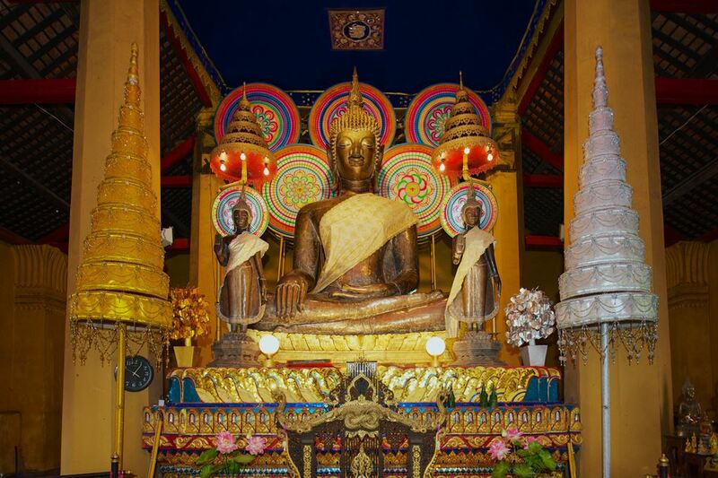 buddha park, joma bakery cafe&039;, laos, patuxay monument, patuxay monument laos, pha that luang vientiane, pho zap, that dam stupa, vientiane night market, wat ong teu mahawihan, ตลาดริมแม่น้ำโขง, ตลาดริมแม่น้ำโขง เวียงจันทน์, ตลาดเช้าเวียงจันทน์, ที่เที่ยวเวียงจันทน์, น้ำอโวคาโดปั่น, บขส.เวียงจันทน์, ประตูชัย, ประตูไซ, ประเทศลาว, ประเพณีบุญนมัสการพระธาตุหลวง, พระธาตุดำ, พระธาตุหลวง, พระเจดีย์โลกะจุฬามณี, พระแก้วมรกต, วัดองค์ตื้อ, วัดองค์ตื้อมหาวิหาร, สนามบินเวียงจันทน์, สวนพระ, หอพระแก้ว, เที่ยวลาว, เที่ยวลาว 2024, เที่ยวลาว 2567, เที่ยวเวียงจันทน์ 2024, เบียร์ลาว, เบเกอรี่เวียงจันทน์, เฝอเนื้อวัว, เฝอแซ่บ, เฝอแซ่บเวียงจันทน์, แลนด์มาร์คเวียงจันทน์, แลนด์มาร์คเวียงจันทร์, top 10+ ที่เที่ยวเวียงจันทน์ สปป.ลาว 2024 เก็บทุกจุดแลนด์มาร์ค