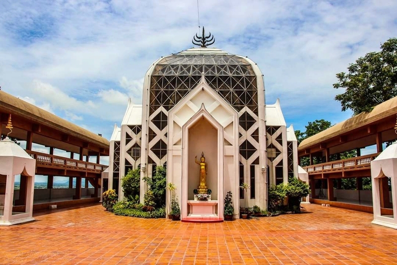 ตลาดชุมแสง, ตลาดเก่าร้อยปีชุมแสง, ที่เที่ยวนครสวรรค์, ที่เที่ยวนครสวรรค์ 2021, ที่เที่ยวนครสวรรค์ 2022, ที่เที่ยวนครสวรรค์ 2564, ที่เที่ยวนครสวรรค์ 2565, นครสวรรค์, บึงบอระเพ็ด, พระจุฬามณีเจดีย์, พาสาน, วัดป่าสิริวัฒนวิสุทธิ์, วัดศรีอุทุมพร, ศาลเจ้าพ่อนาคราช, หอชมเมืองนครสวรรค์, อุทยานสวรรค์, เขาหน่อ, เที่ยวนครสวรรค์, top 10+ ที่เที่ยว นครสวรรค์ 2024 เที่ยวปากน้ำโพ ไหว้เจ้าพ่อ เดินเล่นริมบึง