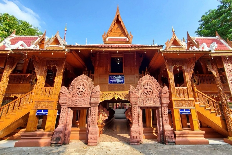 ตลาดชุมแสง, ตลาดเก่าร้อยปีชุมแสง, ที่เที่ยวนครสวรรค์, ที่เที่ยวนครสวรรค์ 2021, ที่เที่ยวนครสวรรค์ 2022, ที่เที่ยวนครสวรรค์ 2564, ที่เที่ยวนครสวรรค์ 2565, นครสวรรค์, บึงบอระเพ็ด, พระจุฬามณีเจดีย์, พาสาน, วัดป่าสิริวัฒนวิสุทธิ์, วัดศรีอุทุมพร, ศาลเจ้าพ่อนาคราช, หอชมเมืองนครสวรรค์, อุทยานสวรรค์, เขาหน่อ, เที่ยวนครสวรรค์, top 10+ ที่เที่ยว นครสวรรค์ 2024 เที่ยวปากน้ำโพ ไหว้เจ้าพ่อ เดินเล่นริมบึง