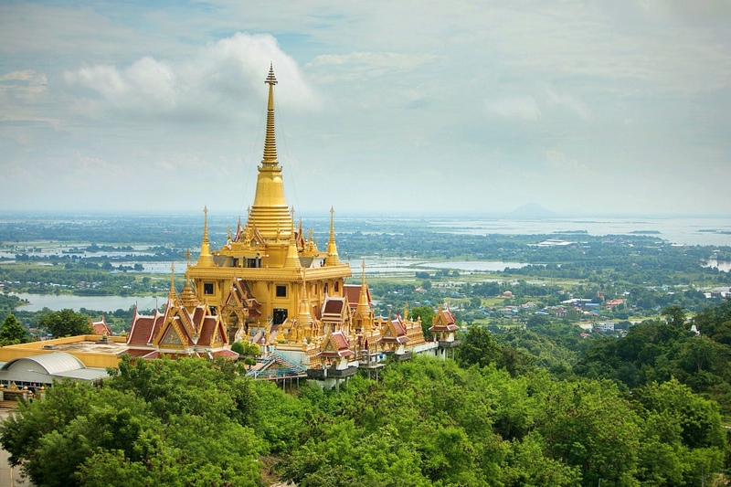 ตลาดชุมแสง, ตลาดเก่าร้อยปีชุมแสง, ที่เที่ยวนครสวรรค์, ที่เที่ยวนครสวรรค์ 2021, ที่เที่ยวนครสวรรค์ 2022, ที่เที่ยวนครสวรรค์ 2564, ที่เที่ยวนครสวรรค์ 2565, นครสวรรค์, บึงบอระเพ็ด, พระจุฬามณีเจดีย์, พาสาน, วัดป่าสิริวัฒนวิสุทธิ์, วัดศรีอุทุมพร, ศาลเจ้าพ่อนาคราช, หอชมเมืองนครสวรรค์, อุทยานสวรรค์, เขาหน่อ, เที่ยวนครสวรรค์, top 10+ ที่เที่ยว นครสวรรค์ 2024 เที่ยวปากน้ำโพ ไหว้เจ้าพ่อ เดินเล่นริมบึง