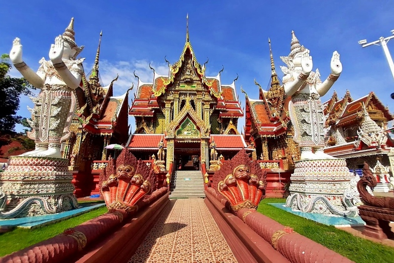 ตลาดชุมแสง, ตลาดเก่าร้อยปีชุมแสง, ที่เที่ยวนครสวรรค์, ที่เที่ยวนครสวรรค์ 2021, ที่เที่ยวนครสวรรค์ 2022, ที่เที่ยวนครสวรรค์ 2564, ที่เที่ยวนครสวรรค์ 2565, นครสวรรค์, บึงบอระเพ็ด, พระจุฬามณีเจดีย์, พาสาน, วัดป่าสิริวัฒนวิสุทธิ์, วัดศรีอุทุมพร, ศาลเจ้าพ่อนาคราช, หอชมเมืองนครสวรรค์, อุทยานสวรรค์, เขาหน่อ, เที่ยวนครสวรรค์, top 10+ ที่เที่ยว นครสวรรค์ 2024 เที่ยวปากน้ำโพ ไหว้เจ้าพ่อ เดินเล่นริมบึง