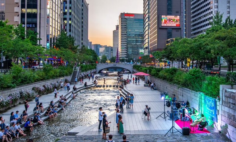 bukchon hanok village, cheonggyecheon stream, gangnam, gangnam style, haeundae beach, hongdae, hongik university, insadong, jagalchi, jagalchi fish market, korean streetfood, korean walking street, myeongdong, samcheongdong-gil road, seomyeon, waiking street, กรุงโซล, กังนัม, ขนมพื้นเมือง, คลองชองกเยชอน, ช้อปปิ้งเกาหลี 2024, ชายหาดแฮอุนแด, ซอมยอน, ตลาดปลาจากัลซี, ถนนคนเดินเกาหลี, ถนนซัมดองกิล, ถนนศิลปะ, ถนนเก่าอินซาดง, ปูซาน, สินค้าไฮเอนด์, หมู่บ้านบุกชอนฮันอก, อาหารทะเล, อินซาดง, ฮงแด, เต้นโคฟเวอร์, เทศกาลโคมไฟ, เที่ยวเกาหลี 2024, เที่ยวเกาหลี 2567, เที่ยวเกาหลีด้วยตัวเอง, เมียงดง, แบรนด์เนมเกาหลี, แฟนชั่นเกาหลี, แหล่งช็อปปิ้งเกาหลี, top 10+ ถนนคนเดินในเกาหลี 2024 แหล่งช็อปปิ้งเกาหลี แฟชั่นจัดเต็ม และงานศิลปะที่ไม่เหมือนใคร