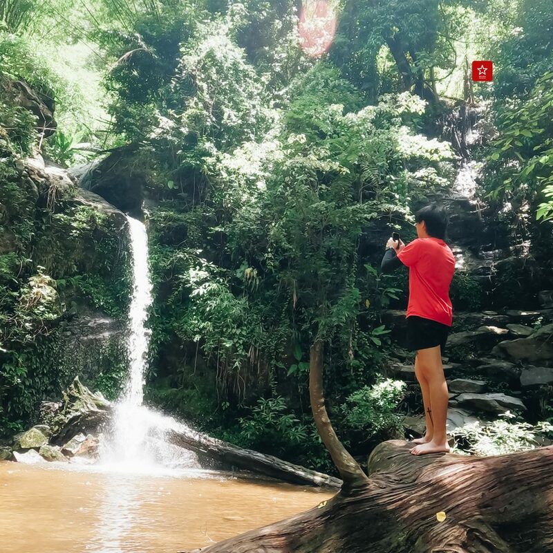 chiangmaihiking, dtac, onedaytrip, reviewchiangmai, true, truexdtac5gที่ดีกว่า, truexdtacbettertogether, ชีวิตดีกว่าเมื่อมีกันและกัน, น้ำตกมณฑาธาร, รีวิวเชียงใหม่, เชียงใหม่ไลฟ์สไตล์, เดินป่าเชียงใหม่, น้ำตกมณฑาธาร เดินป่าหน้าฝน ต้นกำเนิดจากยอดดอยปุย