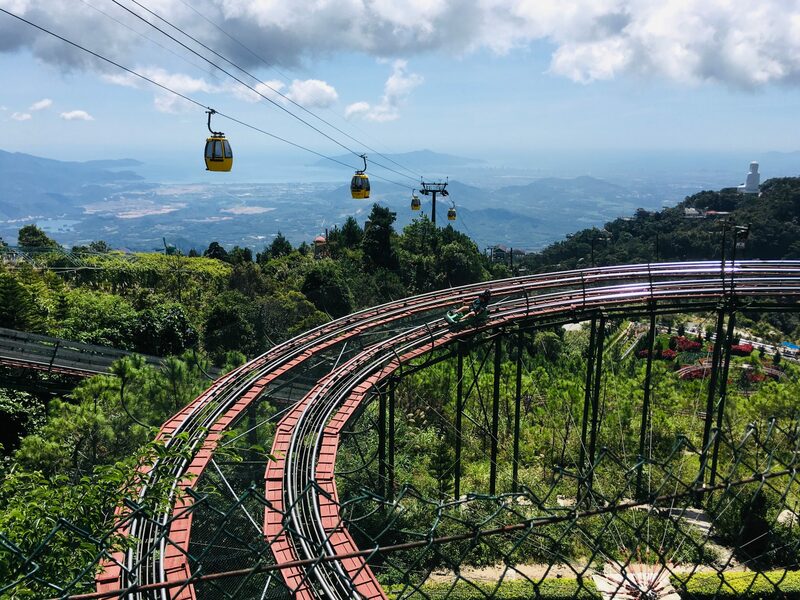 alpine coaster, ba na hill cable car, banahills, beer plaza, debay wine cellar, fantasy park, flying eyes theatre, french village, golden bridge, le jardin d'amour, linh phong zen monastery, linh ung pagoda, luna castle, mercure danang, mercure danang french village bana hills, saint denis, sun world, sun world ba na hills, tower drop, กระเช้าลอยฟ้า, กระเช้าเวียดนาม, ดานังเวียดนาม, ที่เที่ยวเวียดนาม 2023, บานาฮิลล์, บานาฮิลล์ 2024, บานาฮิลล์ 2567, ปราสาทจันทรา, พระพุทธรูปใหญ่, พระใหญ่บานาฮิลล์, รถไฟเหาะ, ร้านไวน์บานาฮิลล์, วัดหลินฟองเซ็น, สวนดอกไม้, สวนดอกไม้แห่งความรัก, สวนสนุก, สวนสนุกบานาฮิลล์, สะพานมือ, สะพานมือยักษ์, หมู่บ้านฝรั่งเศส, หอคอย9ชั้น, อาหารบุฟเฟ่ต์, เที่ยวดานัง, เที่ยวเวียดนาม, เมอร์เคียว ดานัง, เมืองฝรั่งเศส, ้เวียดนาม2023, โบสถ์เซนต์ เดนิส, โรงบ่มไวน์ดีเบย์, โรงแรมเมอร์เคียว ดานัง เฟรนช์ วิลเลจ บานา ฮิลส์, โรงไวน์, เที่ยวบานาฮิลล์ ยกยุโรปมาไว้เวียดนาม ขึ้นกระเช้าลอยฟ้าผ่านหมอก ไม่พลาดแลนด์มาร์คดัง