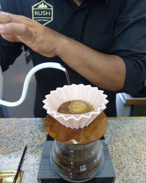 คาเฟ่ภูเก็ต : รวมคาเฟ่ในจังหวัดภูเก็ต เด็ดทั้งร้านบรรยากาศดี กาแฟเลิศ!