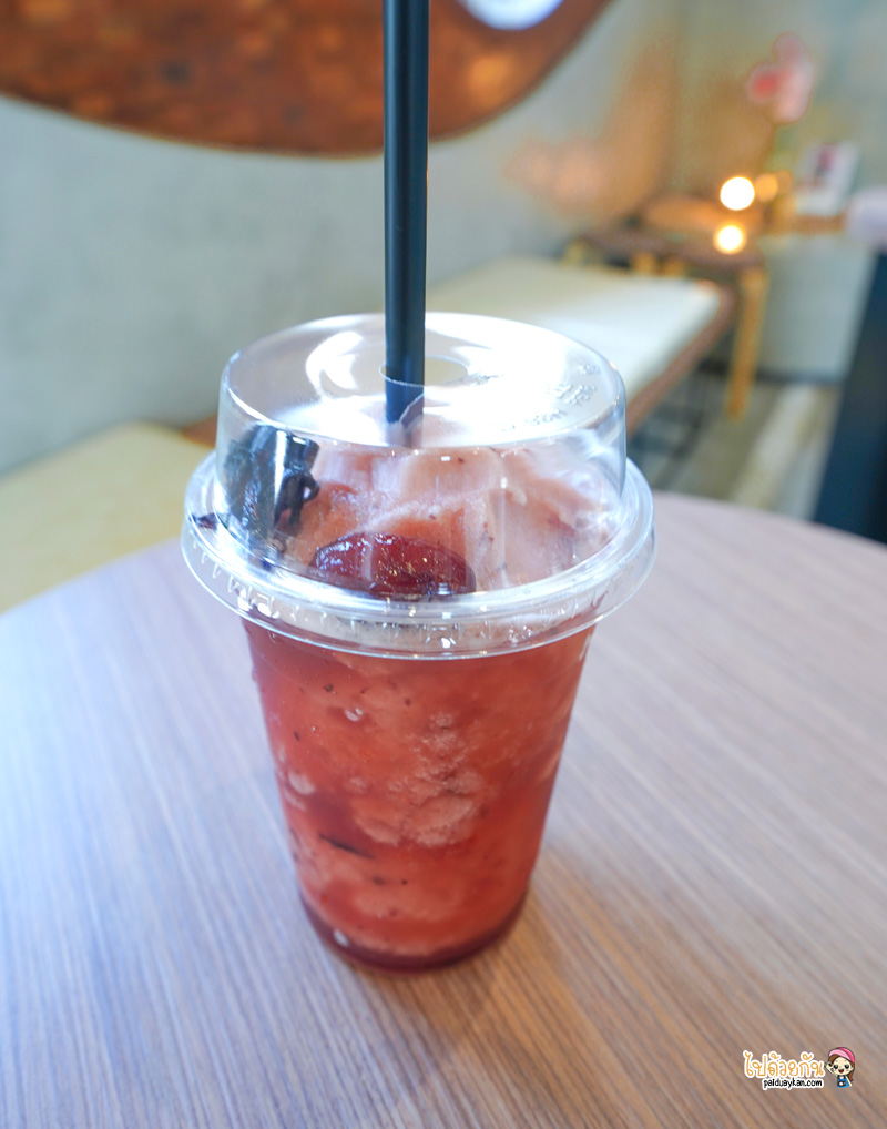 ร้านอาหารชลบุรี, ชริม by kamolchanok, ร้านอาหารพนัสนิคม, คาเฟ่พนัสนิคม, shirm by kamonchanok, ชริม by kamolchanok คาเฟ่อาหารไทยสุดเก๋ โทนน้ำตาล