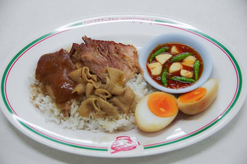 ร้านอร่อยเยาวราช : 37 ร้านอาหารย่านถนนเยาวราชยามค่ำคืน อร่อยเลิศเชิดมังกร