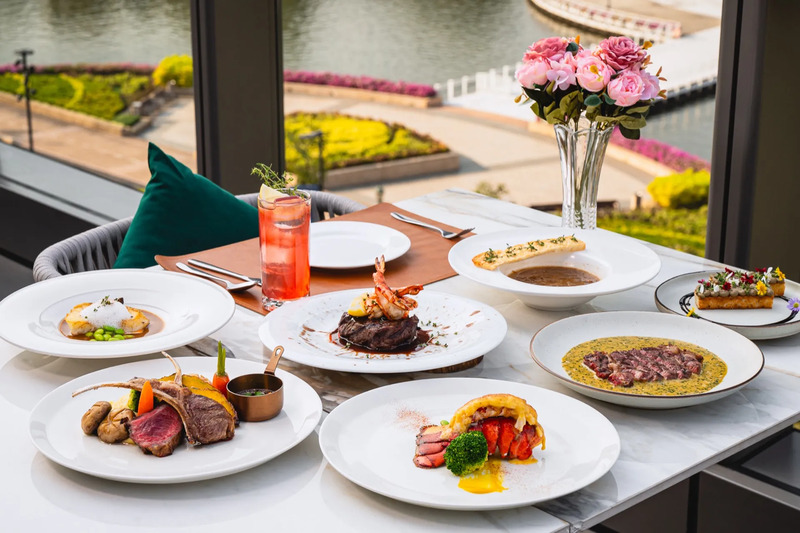 Vantage Point, The Dining Room at Grand Hyatt Erawan, Romsai Banyan Tree Hotel, Man Fu Yuan QSNCC, Spice &amp; Barley Anantara Riverside Bangkok Resort, Red Oven SO/ Bangkok, Sui Sian Restaurant The Landmark Bangkok Hotel, River Barge at Chatrium Hotel Riverside Bangkok, ChomSindh at Amari Bangkok, FLOW at Millennium Hilton Bangkok, Spectrum Rooftop at Hyatt Regency Bangkok Sukhumvit , Medinii Panorama Restaurant, Cielo Sky Bar &amp; Restaurant Rooftop, Vertigo TOO Banyan Tree Bangkok, Ruen Petch Suki, Chatrium Residence Sathon Bangkok Staycation, Axis &amp; Spin Sky Lounge &amp; Bar Rooftop at The Continent Boutique Hotel, OJI Omakase Sathorn, Benihana at Riverside Plaza, Market Cafe by Khao at Hyatt Regency Bangkok Sukhumvit, Top 20+ โปรโมชั่น ร้านอาหาร ลดสูงสุด 70% ฉลองครบรอบ 10 ปี