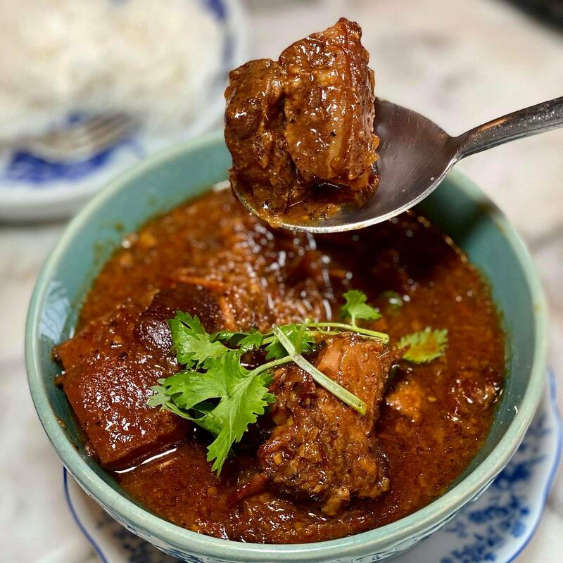 ร้านอาหารเด็ดภูเก็ตหรอยอย่างแรงนิ! มีเมนูพื้นบ้านภาคใต้เพียบ