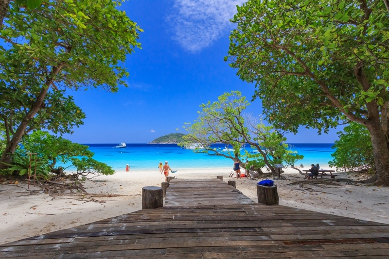 andaman view point phangnga, memories beach bar, กองหินริเชลิว, จุดชมวิว 360 องศา, จุดชมวิวของเสม็ดนางชีบูติค, จุดชมวิวเสม็ดนางชี, ชาวมอแกน, ที่เที่ยวพังงา, ที่เที่ยวพังงา 2024, ที่เที่ยวพังงา 2567, น้ำตกลำปี, ประภาคารเขาหลัก, ปันหยี, พังงา, พังงา 2024, พังงา 2567, ล่องแพไม้ไผ่วังเคียงคู่, วัดถ้ำ พังงา, วัดถ้ำสุวรรณคูหา, วัดสุวรรณคูหา, สวนน้ำจุดชมวิว 360 องศา, สะพานไม้เขาปิหลาย, สันหลังมังกร พังงา, หมู่บ้านมอแกน, หมู่เกาะสิมิลัน, หมู่เกาะสุรินทร์, หาดทรายดำ เขาหลัก, หาดทรายสีดำ, หาดนางทอง, หาดเขาปิหลาย, หินเรือใบ, อ่าวพังงา, อุทยานแห่งชาติหมู่เกาะสิมิลัน, อุทยานแห่งชาติอ่าวพังงา, เกาะปะการัง, เกาะปันหยี, เกาะยาว, เกาะยาวน้อย, เกาะยาวใหญ่, เกาะสิมิลัน, เกาะสุรินทร์เหนือ, เกาะสุรินทร์ใต้, เกาะเจมส์บอนด์, เกาะแปด, เขาตะปู, เขาตาปู, เขาพิงกัน, เที่ยวพังงา, เที่ยวพังงา 2024, เที่ยวพังงา 2567, เมโมรี่บีชบาร์, เสม็ดนางชี, top 15+ ที่เที่ยวพังงา [กรกฎาคม 2024] เมืองแห่งเกาะสวยงาม ความอุดมสมบูรณ์ทางทะเลที่ไม่ควรพลาด