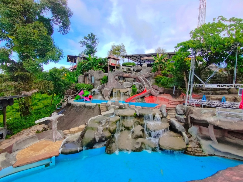 andaman view point phangnga, memories beach bar, กองหินริเชลิว, จุดชมวิว 360 องศา, จุดชมวิวของเสม็ดนางชีบูติค, จุดชมวิวเสม็ดนางชี, ชาวมอแกน, ที่เที่ยวพังงา, ที่เที่ยวพังงา 2024, ที่เที่ยวพังงา 2567, น้ำตกลำปี, ประภาคารเขาหลัก, ปันหยี, พังงา, พังงา 2024, พังงา 2567, ล่องแพไม้ไผ่วังเคียงคู่, วัดถ้ำ พังงา, วัดถ้ำสุวรรณคูหา, วัดสุวรรณคูหา, สวนน้ำจุดชมวิว 360 องศา, สะพานไม้เขาปิหลาย, สันหลังมังกร พังงา, หมู่บ้านมอแกน, หมู่เกาะสิมิลัน, หมู่เกาะสุรินทร์, หาดทรายดำ เขาหลัก, หาดทรายสีดำ, หาดนางทอง, หาดเขาปิหลาย, หินเรือใบ, อ่าวพังงา, อุทยานแห่งชาติหมู่เกาะสิมิลัน, อุทยานแห่งชาติอ่าวพังงา, เกาะปะการัง, เกาะปันหยี, เกาะยาว, เกาะยาวน้อย, เกาะยาวใหญ่, เกาะสิมิลัน, เกาะสุรินทร์เหนือ, เกาะสุรินทร์ใต้, เกาะเจมส์บอนด์, เกาะแปด, เขาตะปู, เขาตาปู, เขาพิงกัน, เที่ยวพังงา, เที่ยวพังงา 2024, เที่ยวพังงา 2567, เมโมรี่บีชบาร์, เสม็ดนางชี, top 15+ ที่เที่ยวพังงา [กรกฎาคม 2024] เมืองแห่งเกาะสวยงาม ความอุดมสมบูรณ์ทางทะเลที่ไม่ควรพลาด
