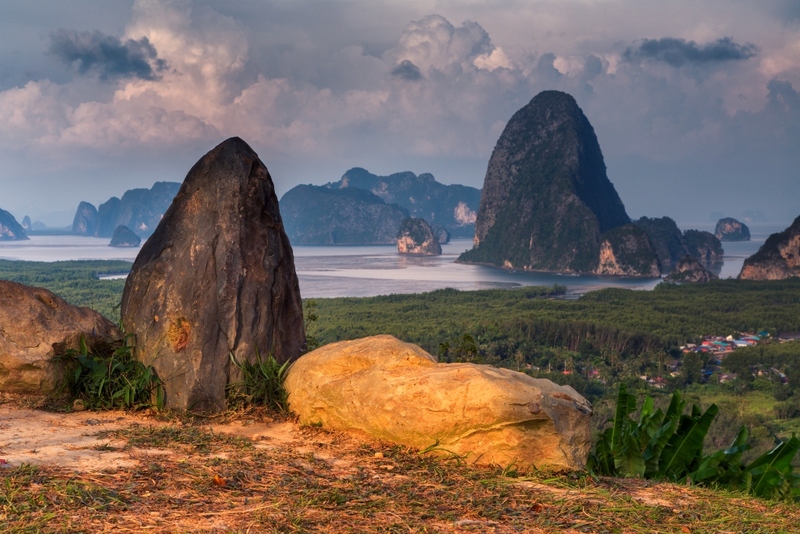 andaman view point phangnga, memories beach bar, กองหินริเชลิว, จุดชมวิว 360 องศา, จุดชมวิวของเสม็ดนางชีบูติค, จุดชมวิวเสม็ดนางชี, ชาวมอแกน, ที่เที่ยวพังงา, ที่เที่ยวพังงา 2024, ที่เที่ยวพังงา 2567, น้ำตกลำปี, ประภาคารเขาหลัก, ปันหยี, พังงา, พังงา 2024, พังงา 2567, ล่องแพไม้ไผ่วังเคียงคู่, วัดถ้ำ พังงา, วัดถ้ำสุวรรณคูหา, วัดสุวรรณคูหา, สวนน้ำจุดชมวิว 360 องศา, สะพานไม้เขาปิหลาย, สันหลังมังกร พังงา, หมู่บ้านมอแกน, หมู่เกาะสิมิลัน, หมู่เกาะสุรินทร์, หาดทรายดำ เขาหลัก, หาดทรายสีดำ, หาดนางทอง, หาดเขาปิหลาย, หินเรือใบ, อ่าวพังงา, อุทยานแห่งชาติหมู่เกาะสิมิลัน, อุทยานแห่งชาติอ่าวพังงา, เกาะปะการัง, เกาะปันหยี, เกาะยาว, เกาะยาวน้อย, เกาะยาวใหญ่, เกาะสิมิลัน, เกาะสุรินทร์เหนือ, เกาะสุรินทร์ใต้, เกาะเจมส์บอนด์, เกาะแปด, เขาตะปู, เขาตาปู, เขาพิงกัน, เที่ยวพังงา, เที่ยวพังงา 2024, เที่ยวพังงา 2567, เมโมรี่บีชบาร์, เสม็ดนางชี, top 15+ ที่เที่ยวพังงา [กรกฎาคม 2024] เมืองแห่งเกาะสวยงาม ความอุดมสมบูรณ์ทางทะเลที่ไม่ควรพลาด