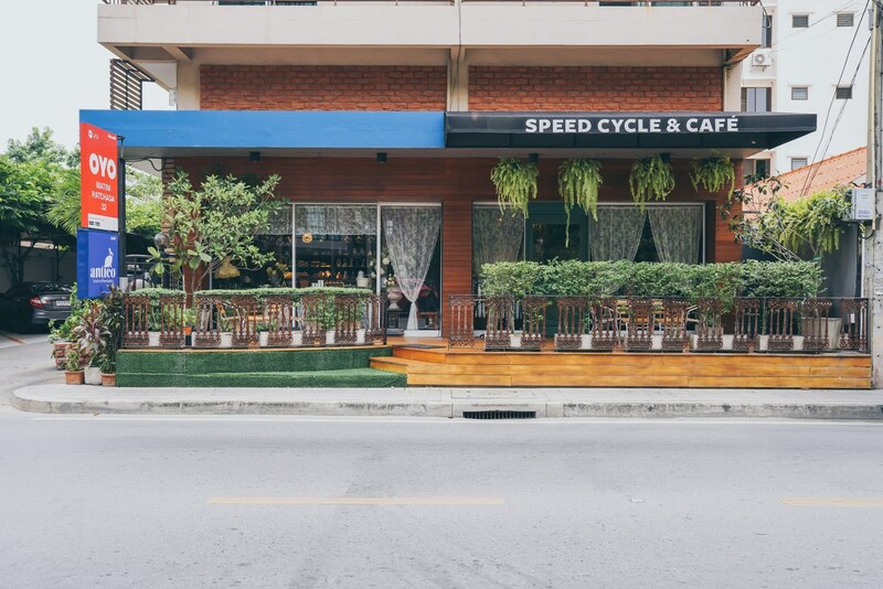 รวม 10 คาเฟ่บรรยากาศดีมีที่จอดรถ พิกัดเด็ดที่สายคาเฟ่ห้ามพลาด!